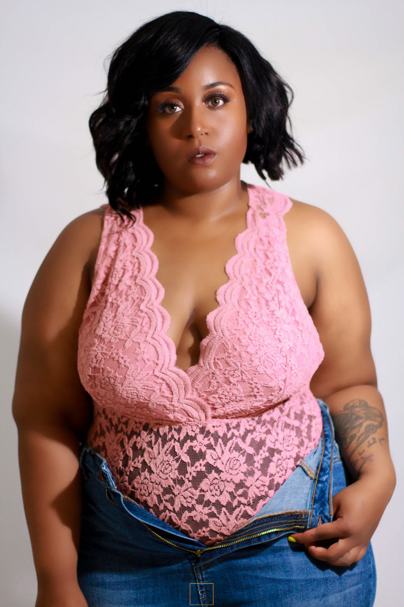 Black lace online bodysuit plus size